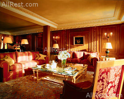Hotel De Crillon 29